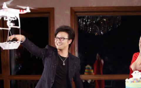 汪峰用无人机求婚章子怡成功 女方流泪喊“愿意”(图)